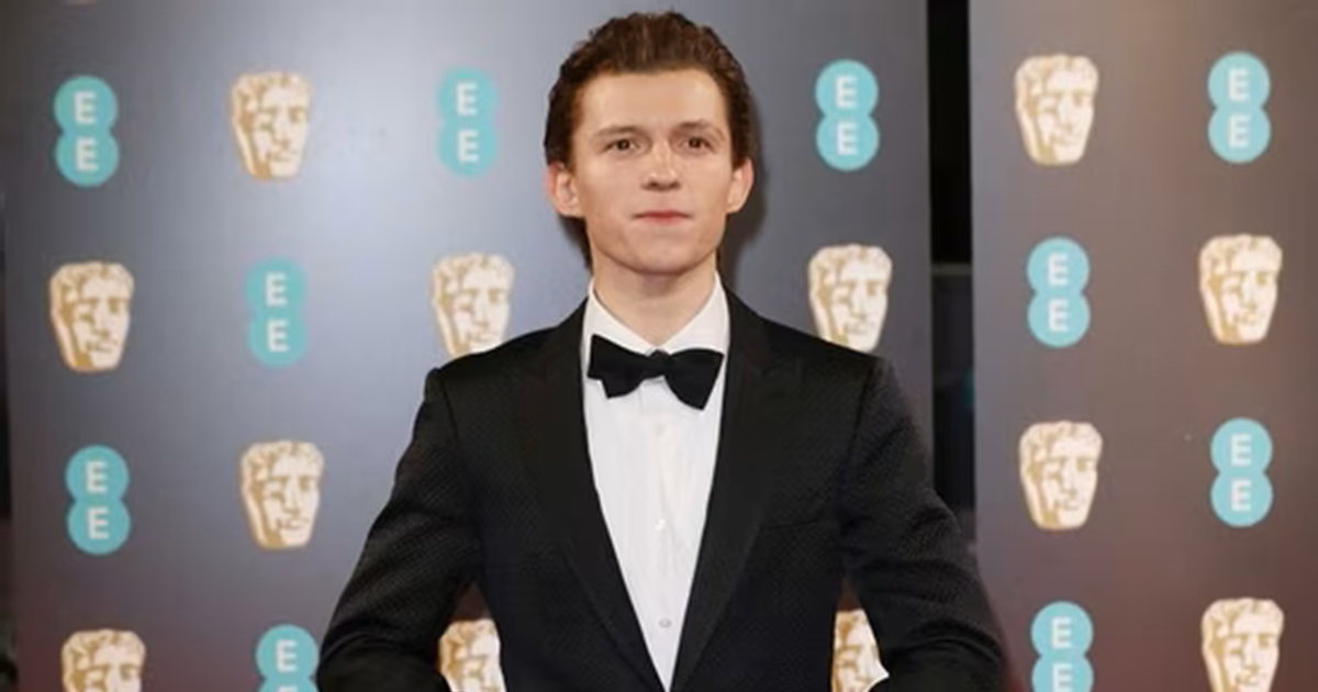 Tom Holland breaks his silence on rumours that he is the next James Bond - newsplus
