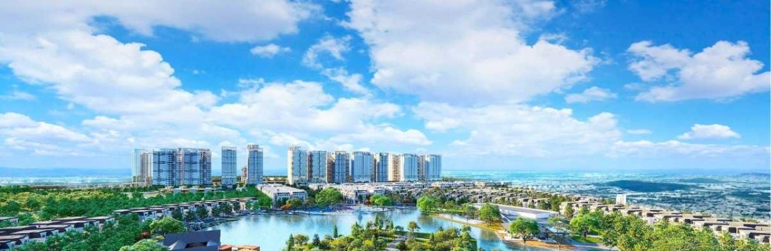 The Flame Vine Hoài Đức Cover Image